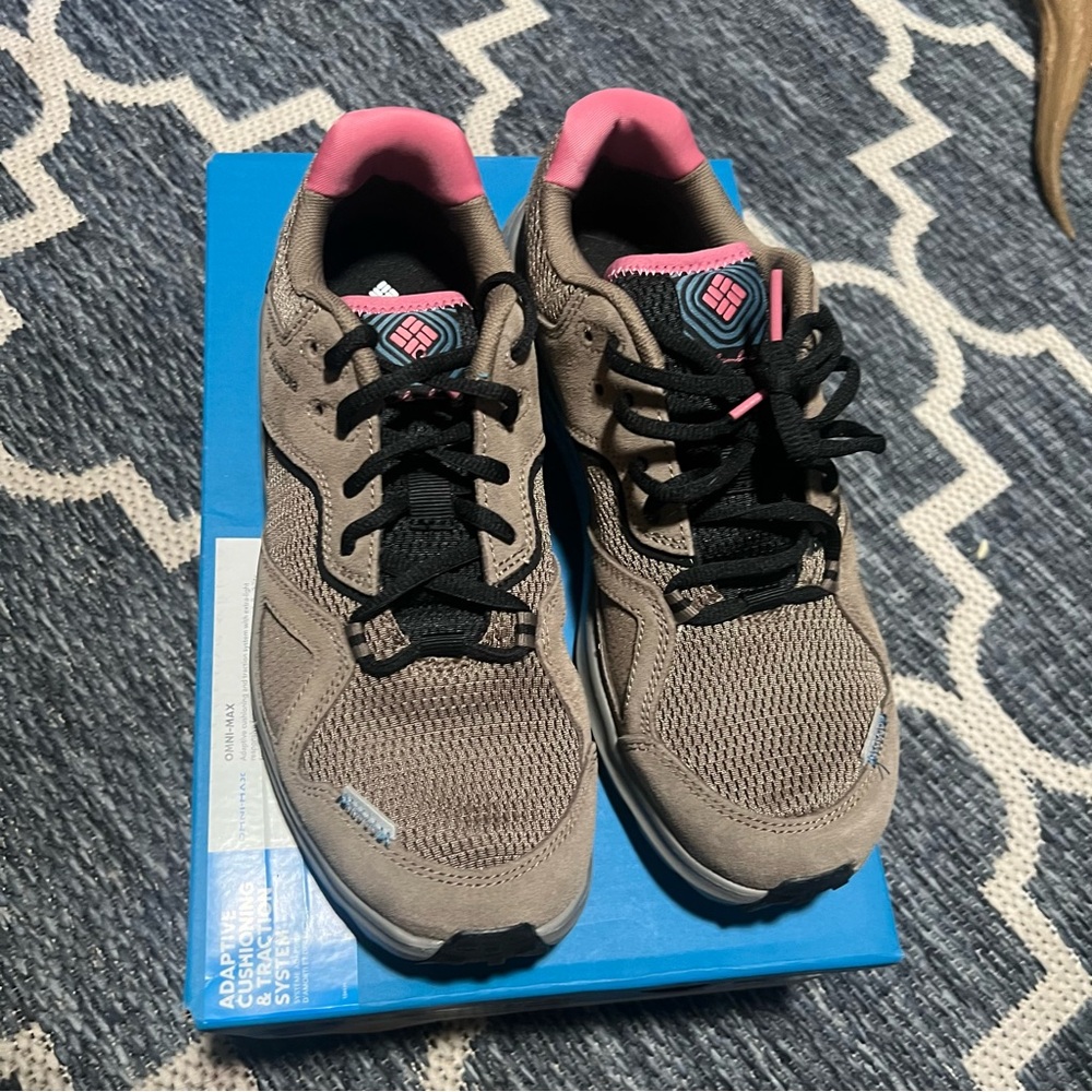 Columbia Taupe Trail Sneakers with Pink Lining and Black Laces - Picture 4 of 4